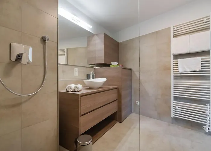Apartman Gruene Und Zentrale Ruhelage Im Neubau Mit Balkon