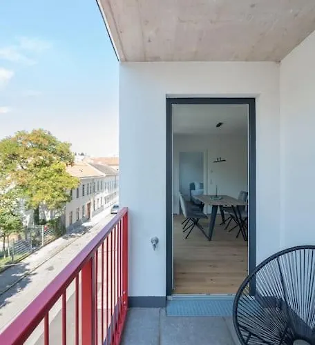 Gruene Und Zentrale Ruhelage Im Neubau Mit Balkon Apartman *