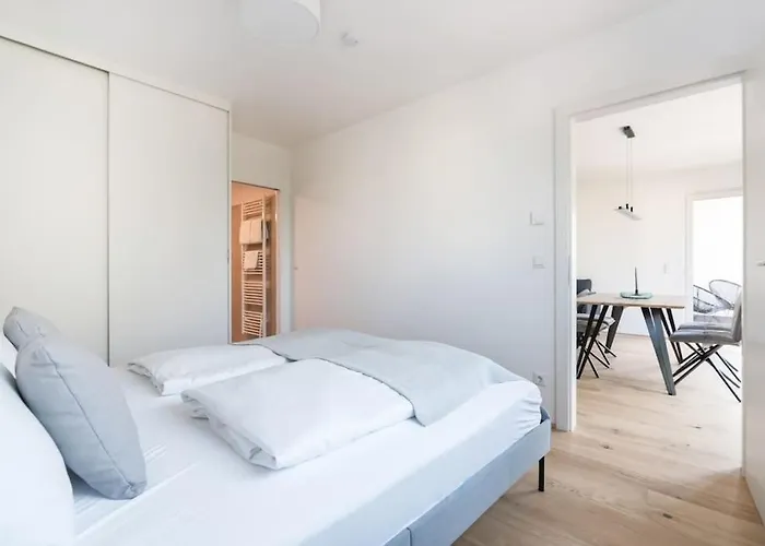 Apartman Gruene Und Zentrale Ruhelage Im Neubau Mit Balkon Bécs