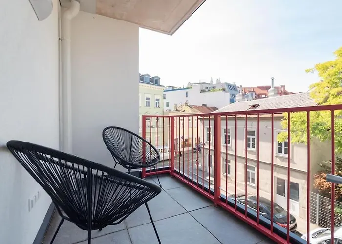 Gruene Und Zentrale Ruhelage Im Neubau Mit Balkon Apartman *